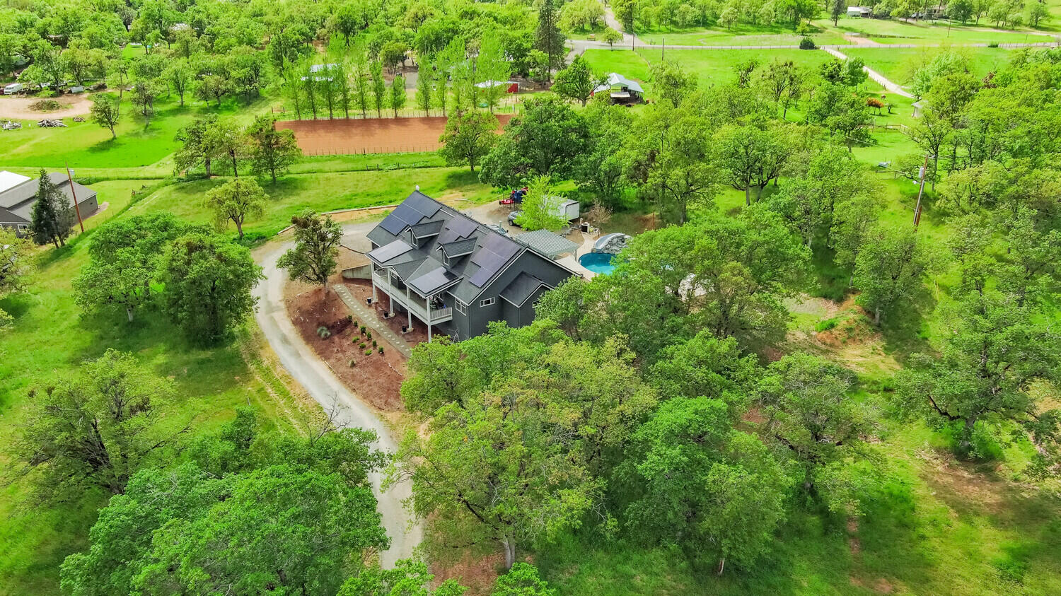 15319 Shiloh Road White City, OR 97503 - Photo 1 of 75 an aerial view of a house with a yard