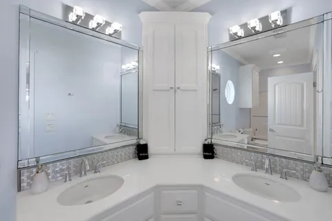 $1,250,000 | 2396 Sand Drift Lane, Crystal Beach, TX 77650