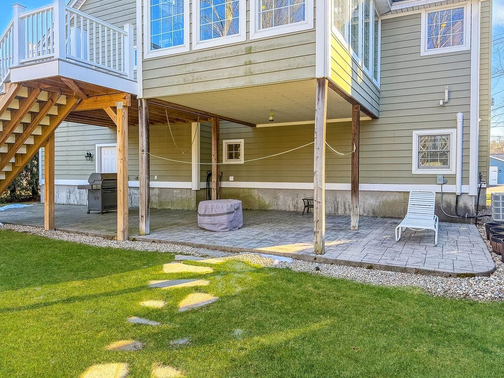 129 Sunset Drive Belmont, NH 03220 - Photo 14 of 58