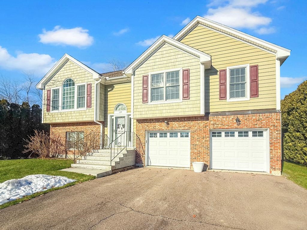 129 Sunset Drive Belmont, NH 03220 - Photo 4 of 58