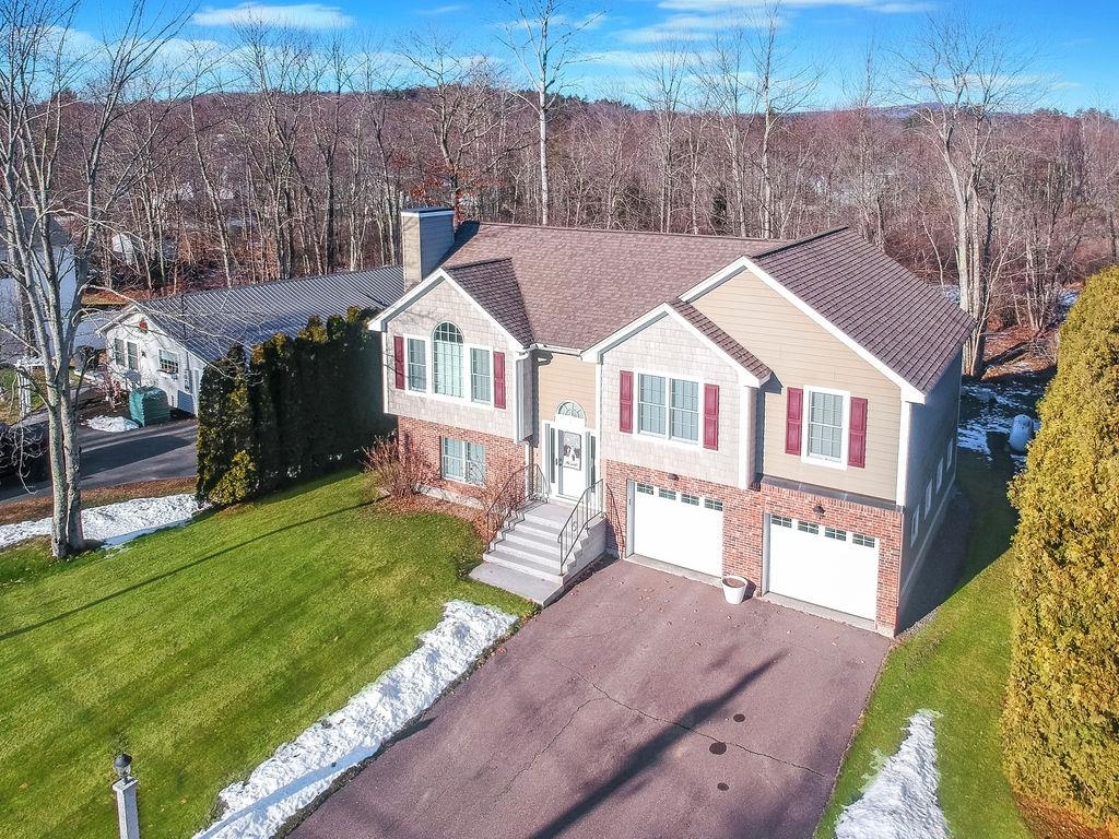 129 Sunset Drive Belmont, NH 03220 - Photo 6 of 58