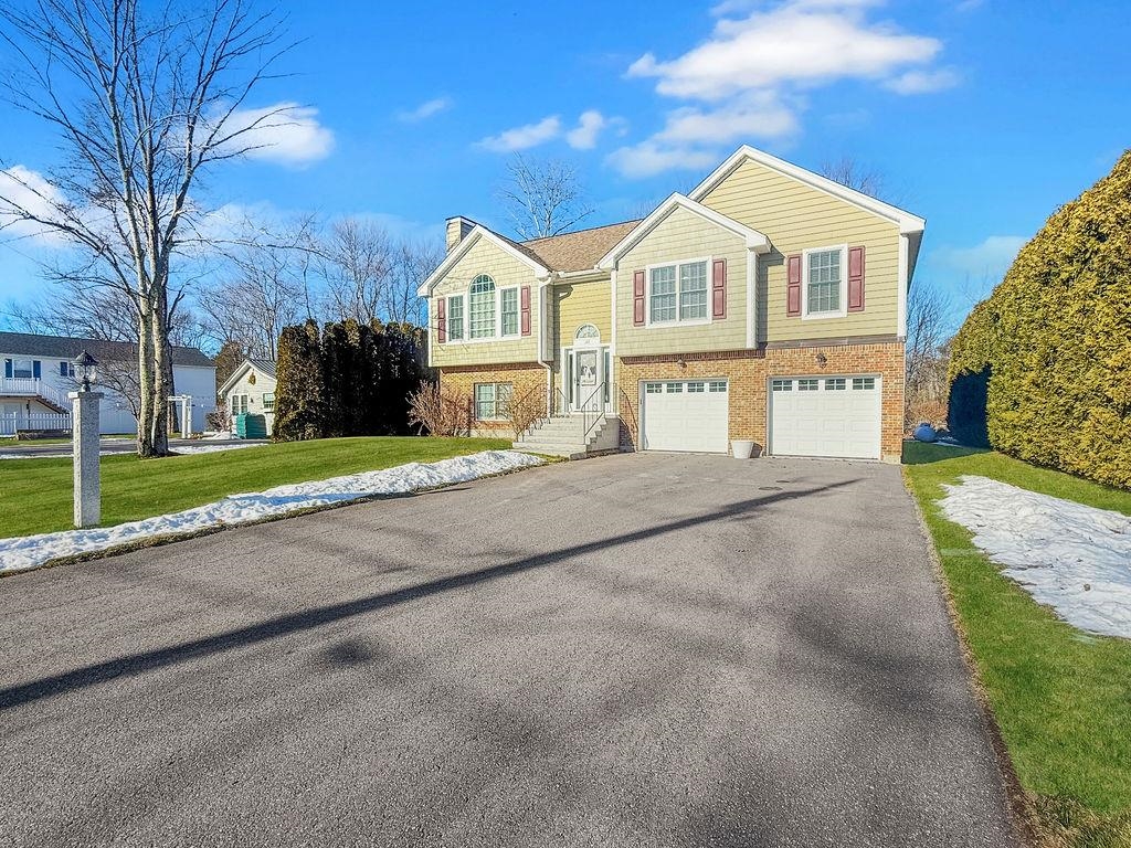 129 Sunset Drive Belmont, NH 03220 - Photo 7 of 58