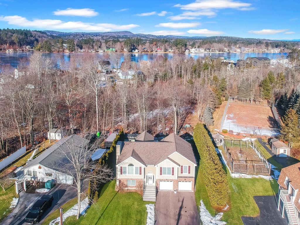 129 Sunset Drive Belmont, NH 03220 - Photo 9 of 58