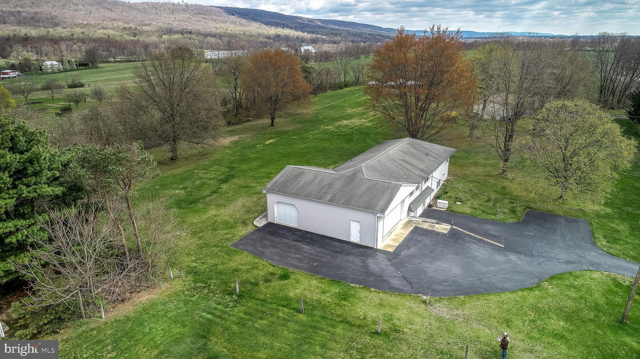 998 Manada Gap Road Grantville, PA 17028 - Photo 5 of 13 Gallery Image 5