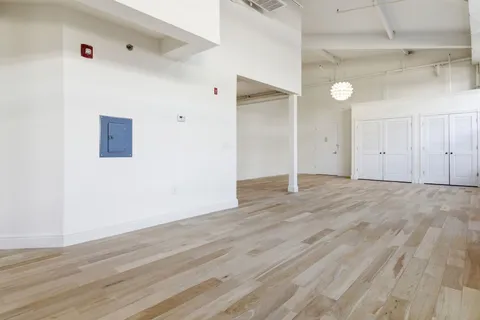 $720,000 | 300 Communipaw Avenue, Unit 164, Jersey City, NJ 07304