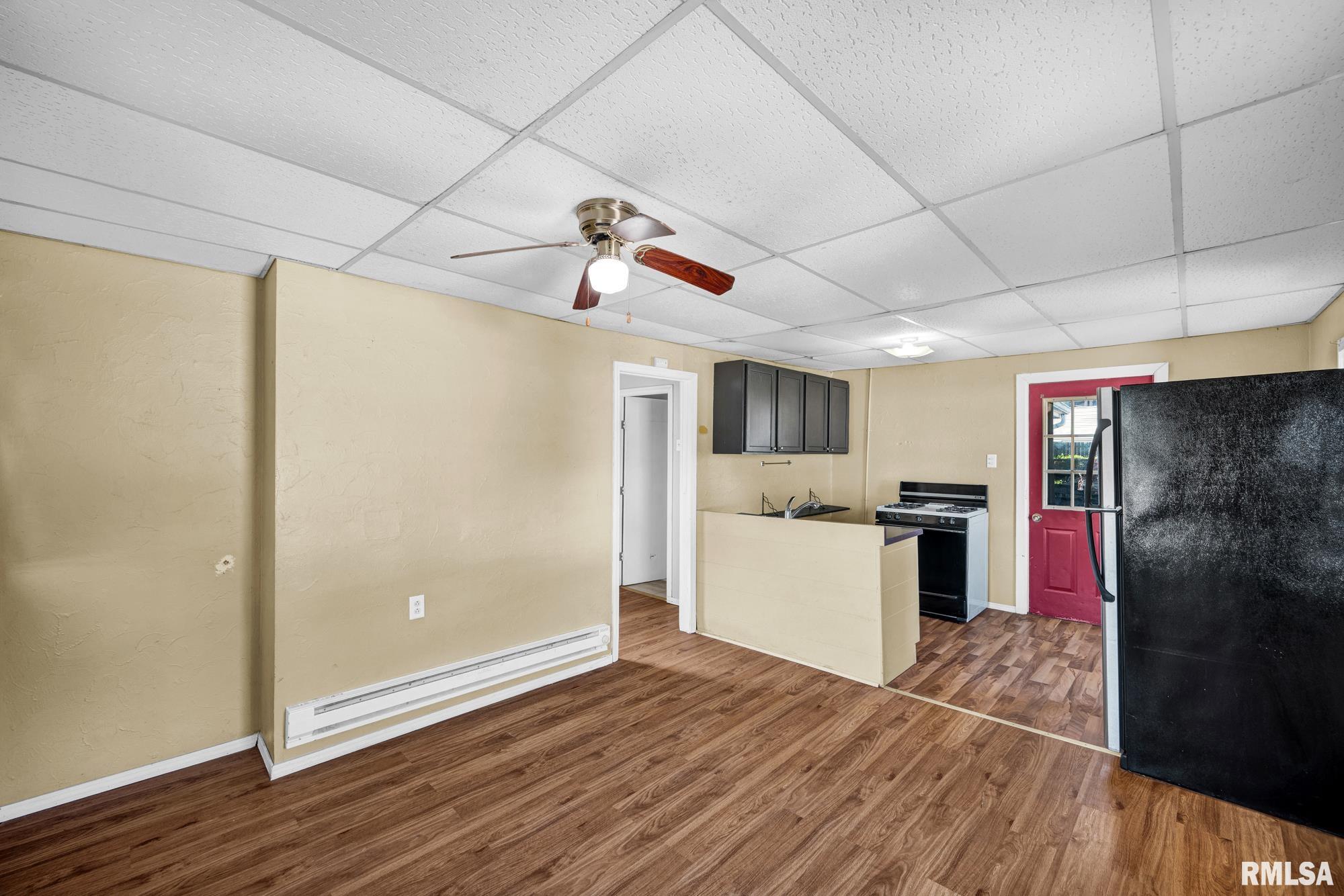 206 Cooper Street Pekin, IL 61554 - Photo 6 of 20