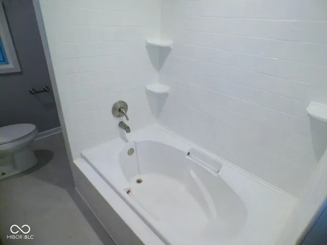 $235,900 | 5888 Shuffle Creek Road, Unionville, IN 47468