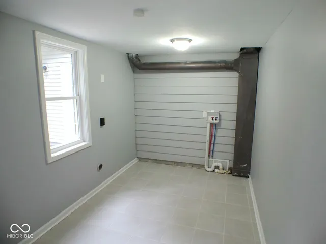 $235,900 | 5888 Shuffle Creek Road, Unionville, IN 47468