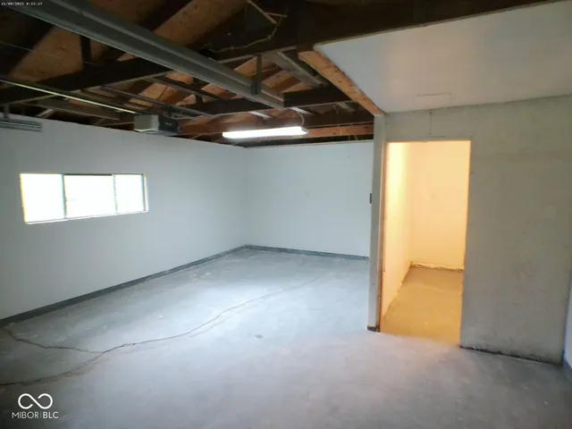 $235,900 | 5888 Shuffle Creek Road, Unionville, IN 47468