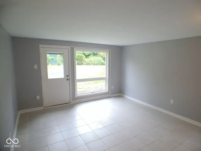 $235,900 | 5888 Shuffle Creek Road, Unionville, IN 47468