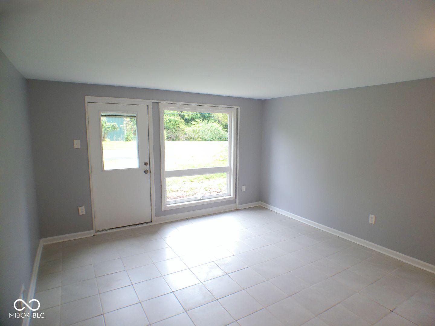 5888 Shuffle Creek Road Unionville, IN 47468 - Photo 5 of 30