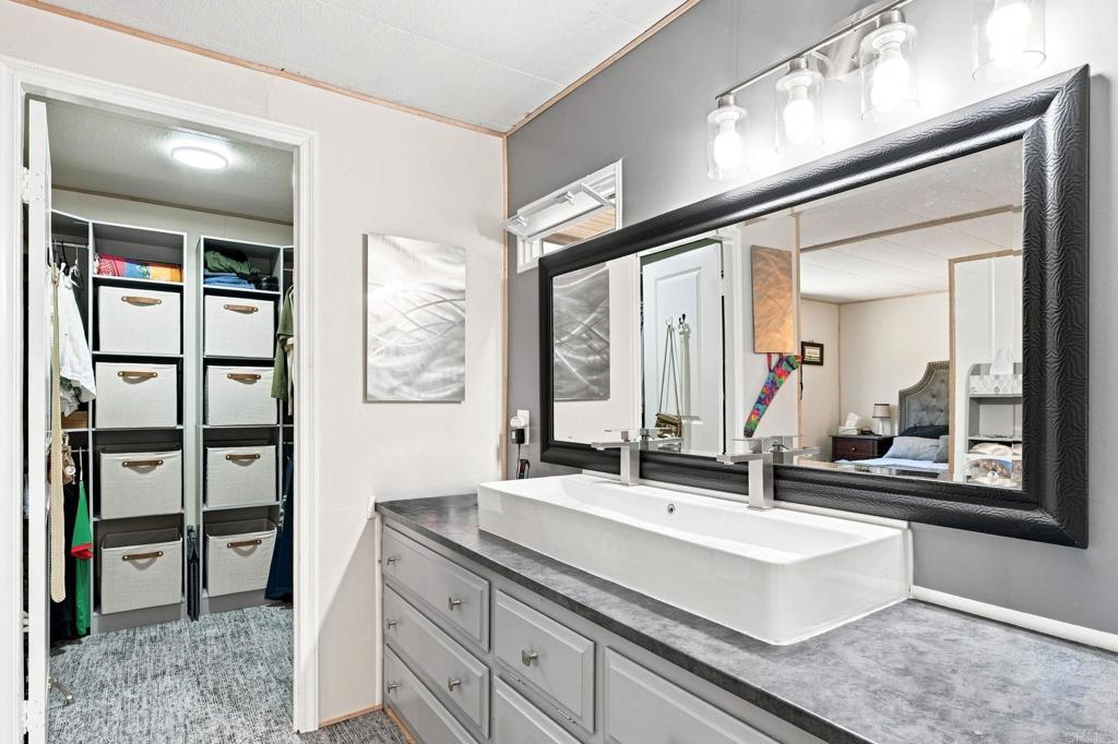 28890 Lilac Road, Unit SPC 172 Valley Center, CA 92082 - Photo 15 of 32 Gallery Image 15