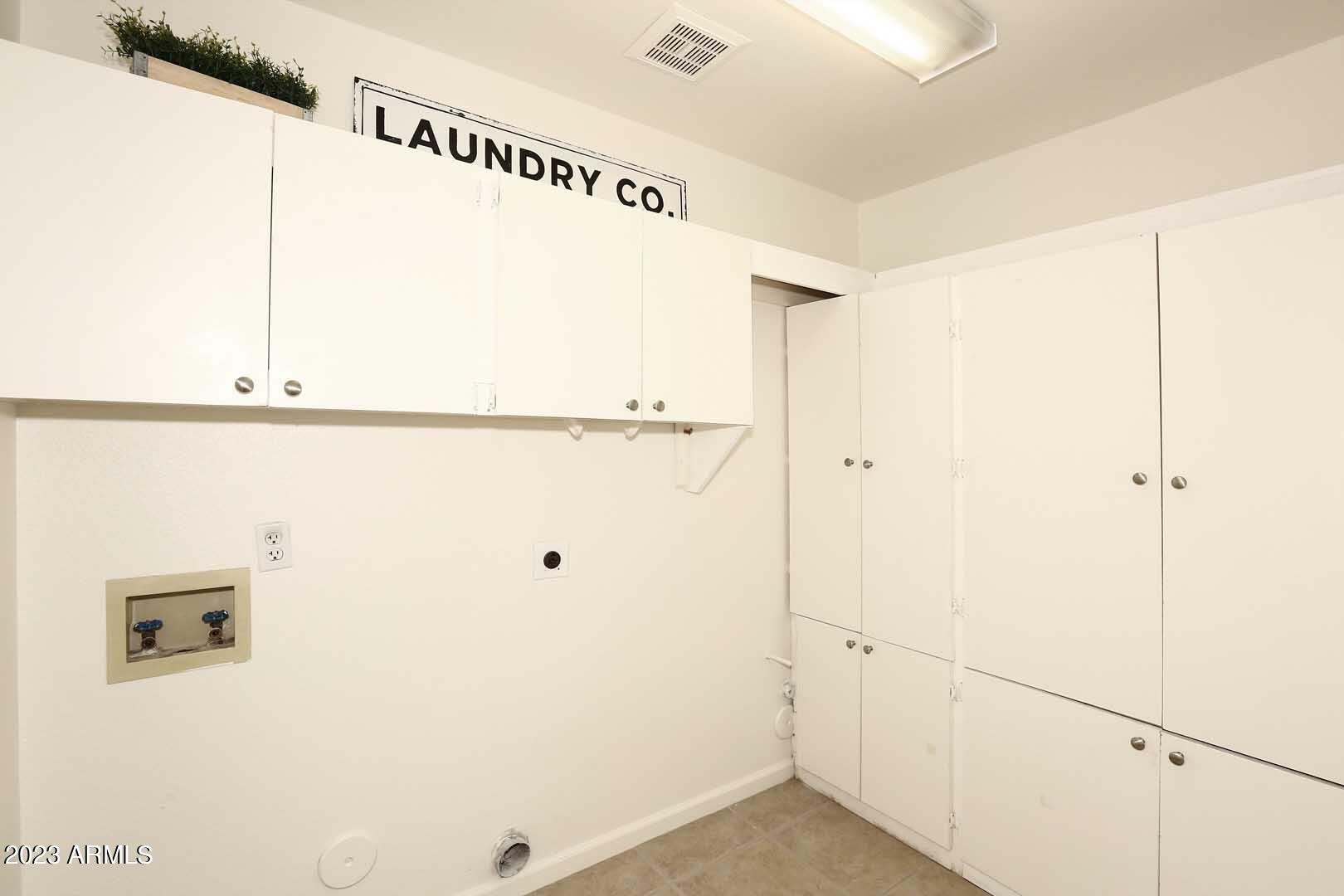 3503 East Clark Road Phoenix, AZ 85050 - Photo 28 of 52 Laundry Room
