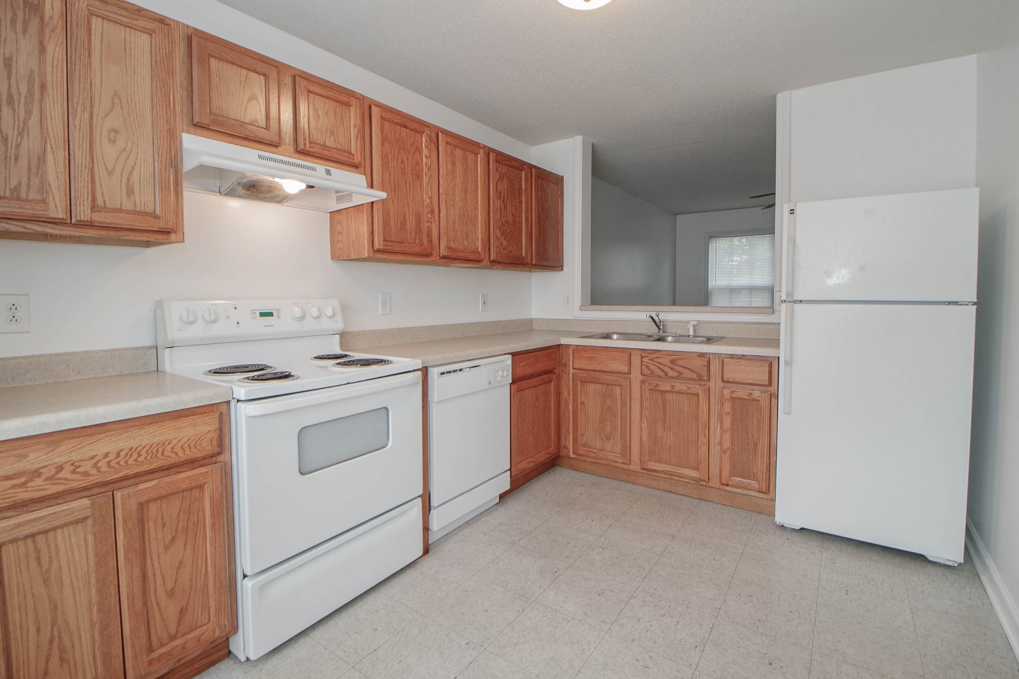 299 Raleigh Drive, Unit A2 Clarksville, TN 37043 - Photo 4 of 25