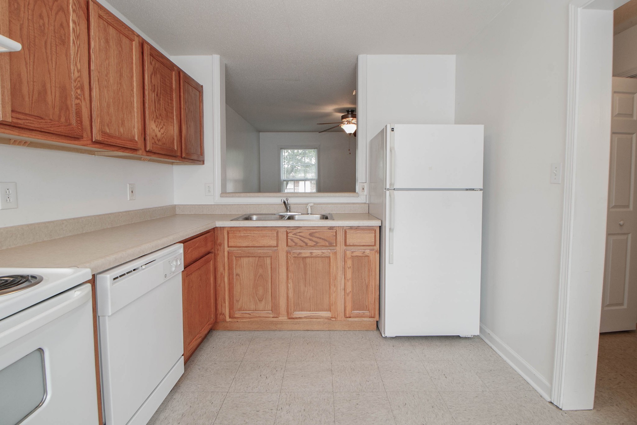 299 Raleigh Drive, Unit A2 Clarksville, TN 37043 - Photo 5 of 25
