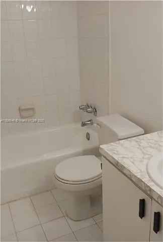 $185,000 | 17901 Northwest 68th Avenue, Unit R208, Hialeah, FL 33015