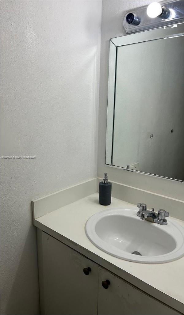 17901 Northwest 68th Avenue, Unit R208 Hialeah, FL 33015 - Photo 7 of 17