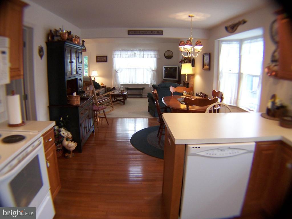 605 Chatham Way Lititz, PA 17543 - Photo 15 of 34