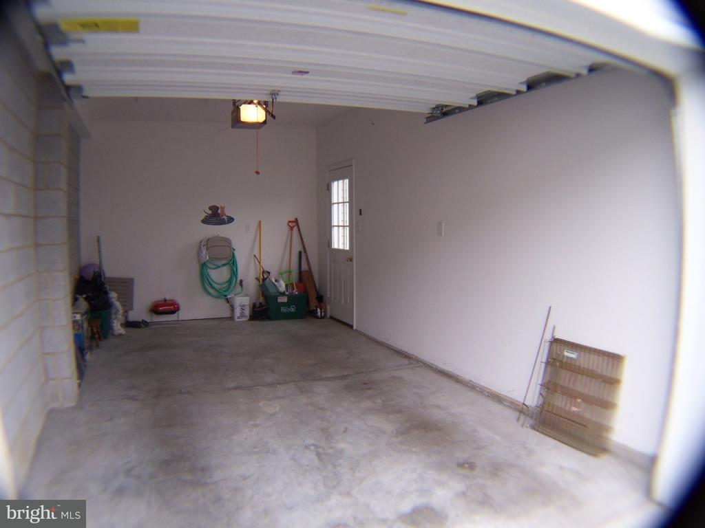 605 Chatham Way Lititz, PA 17543 - Photo 19 of 34