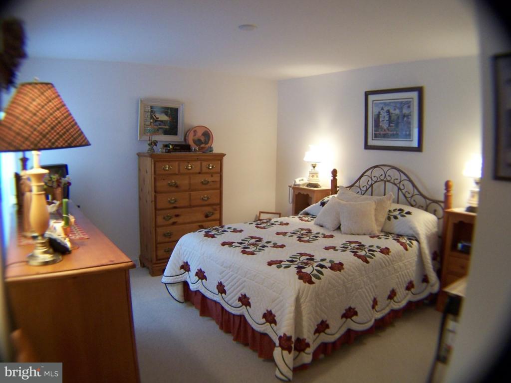 605 Chatham Way Lititz, PA 17543 - Photo 20 of 34