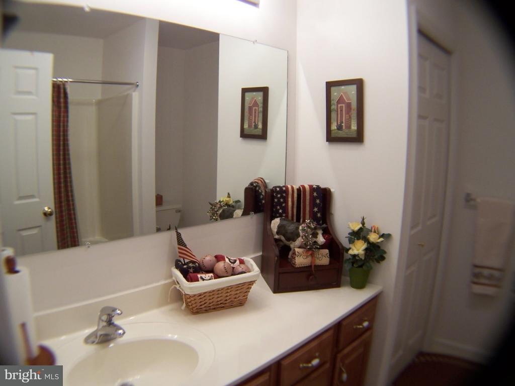 605 Chatham Way Lititz, PA 17543 - Photo 30 of 34