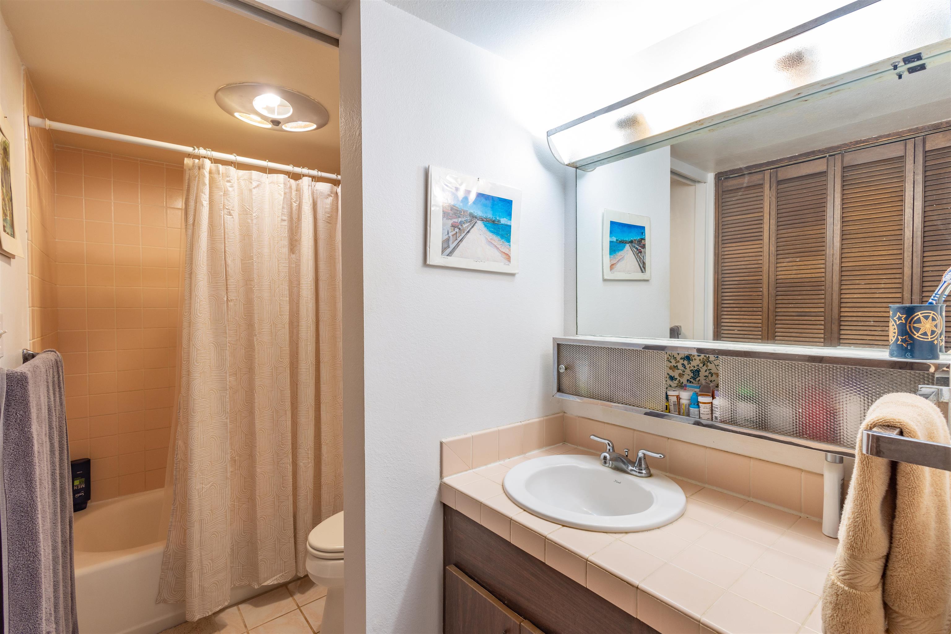 3959 Lower Honoapiilani Road, Unit 406 Lahaina, HI 96761 - Photo 5 of 27 Gallery Image 5