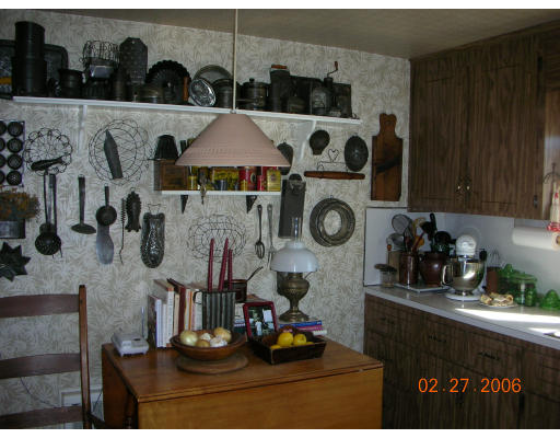 69-71 Louise Road Newton, MA 02467 - Photo 14 of 22