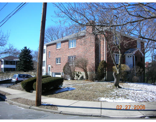 69-71 Louise Road Newton, MA 02467 - Photo 2 of 22