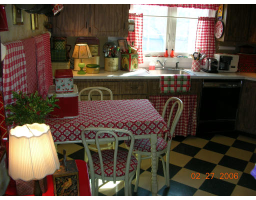 69-71 Louise Road Newton, MA 02467 - Photo 6 of 22
