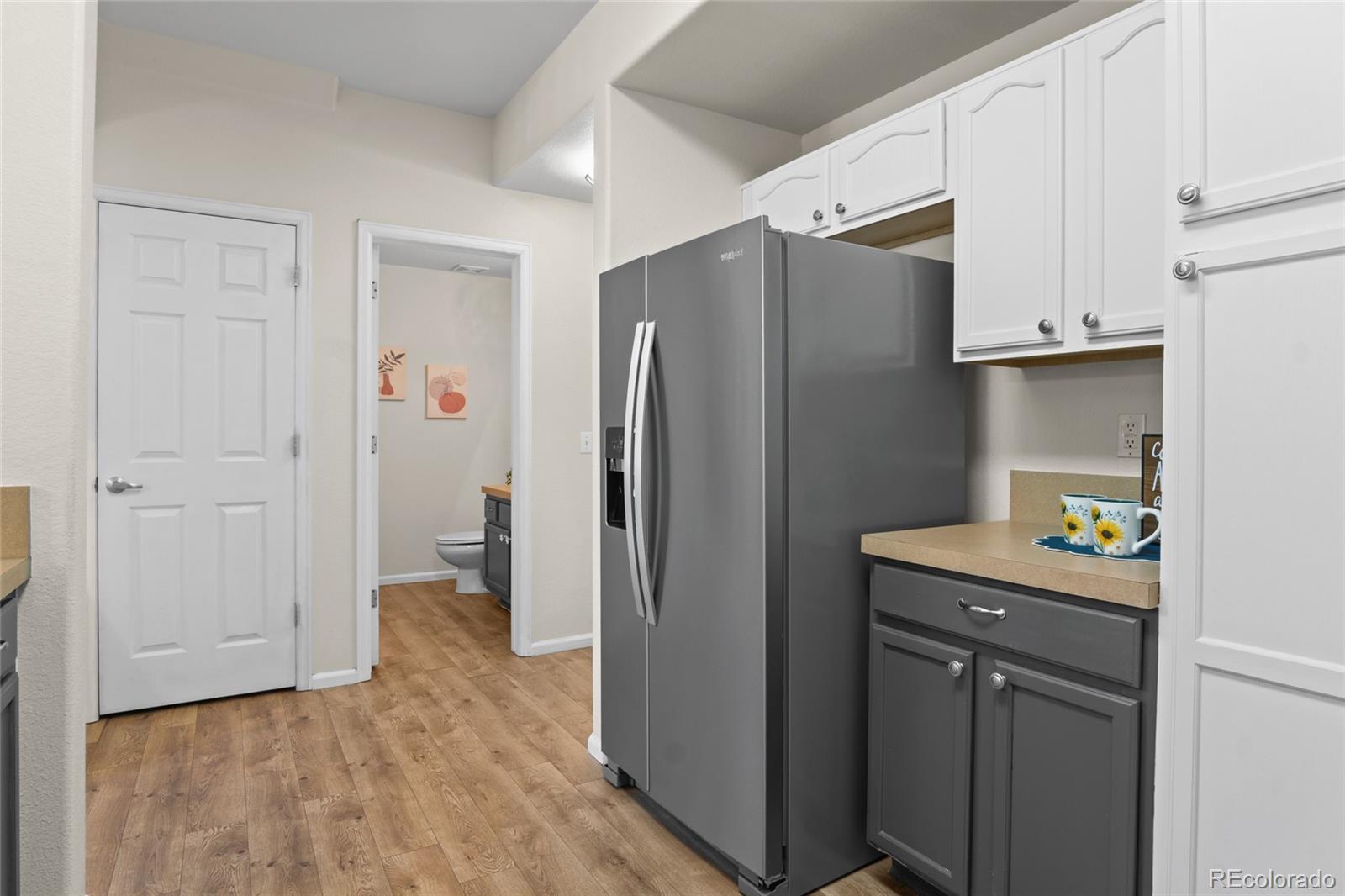 1435 South Chambers Road, Unit 102 Aurora, CO 80017 - Photo 13 of 38