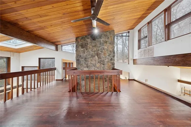 a utility room with sink dryer and washer