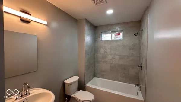 $1,400 | 1107 East Mulberry Street, Kokomo, IN 46901