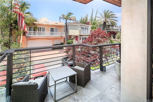 $3,925,000 | 428 32nd Street, Manhattan Beach, CA 90266