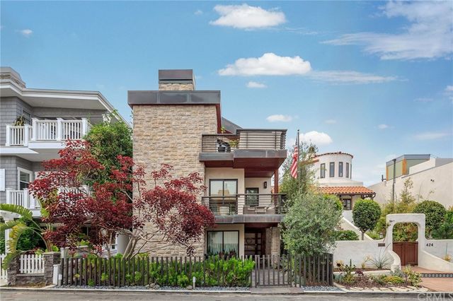 $3,925,000 | 428 32nd Street, Manhattan Beach, CA 90266