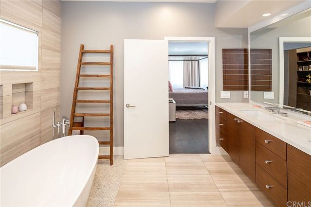 $3,925,000 | 428 32nd Street, Manhattan Beach, CA 90266