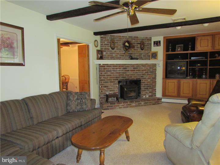 1393 Holicong Road New Hope, PA 18938 - Photo 6 of 25