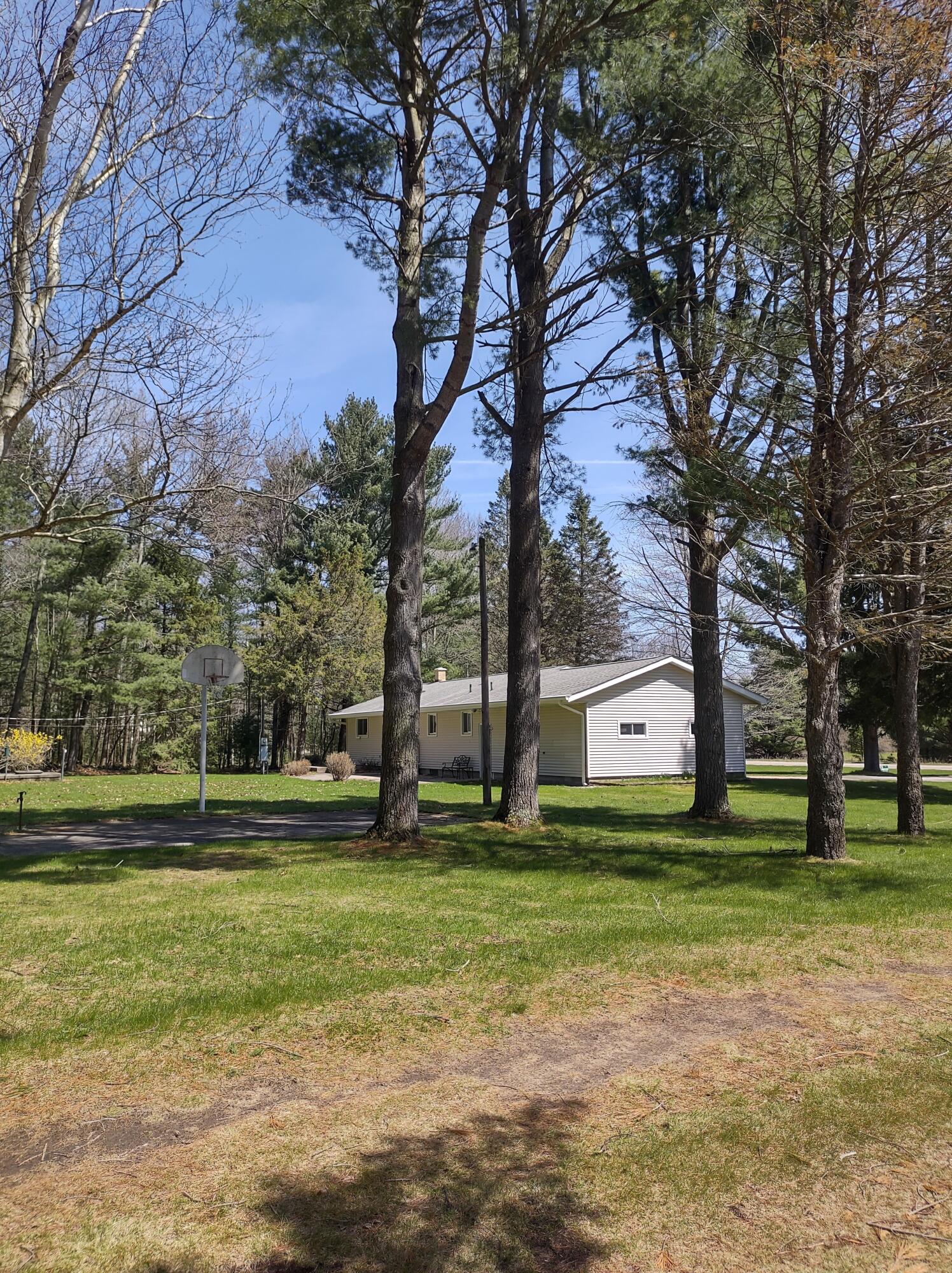4430 Red Apple Road Manistee, MI 49660 - Photo 2 of 25 2