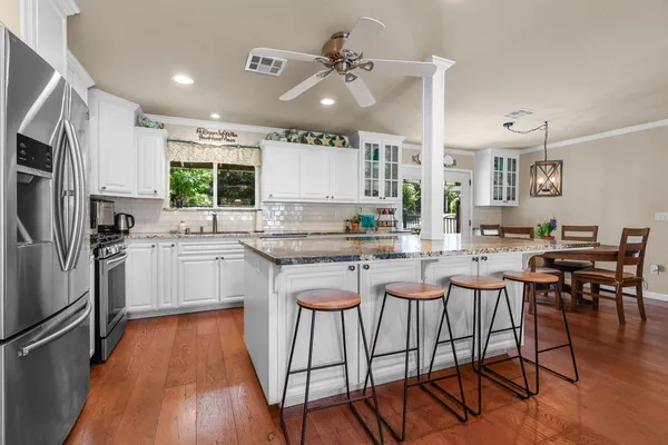 $639,000 | 3640 Scenic Drive, Redding, CA 96001