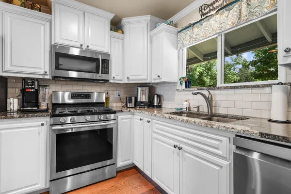 $639,000 | 3640 Scenic Drive, Redding, CA 96001
