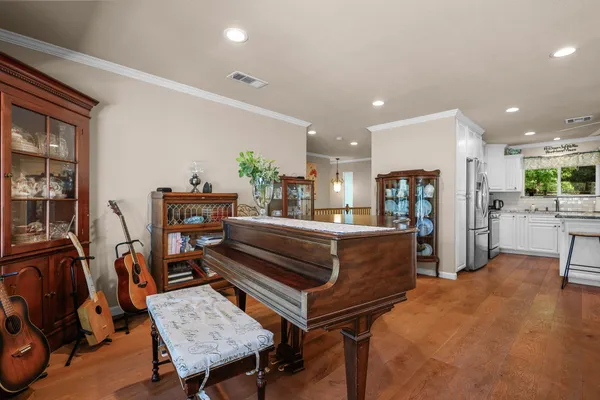 $639,000 | 3640 Scenic Drive, Redding, CA 96001
