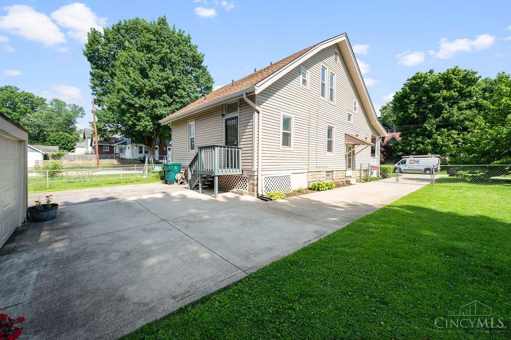 6705 Merwin Avenue Cincinnati, OH 45227 - Photo 15 of 71