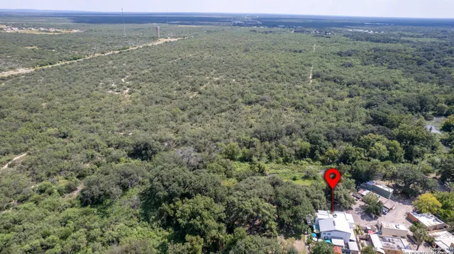 $230,000 | 155 Avenida Juarez Road, Brackettville, TX 78832