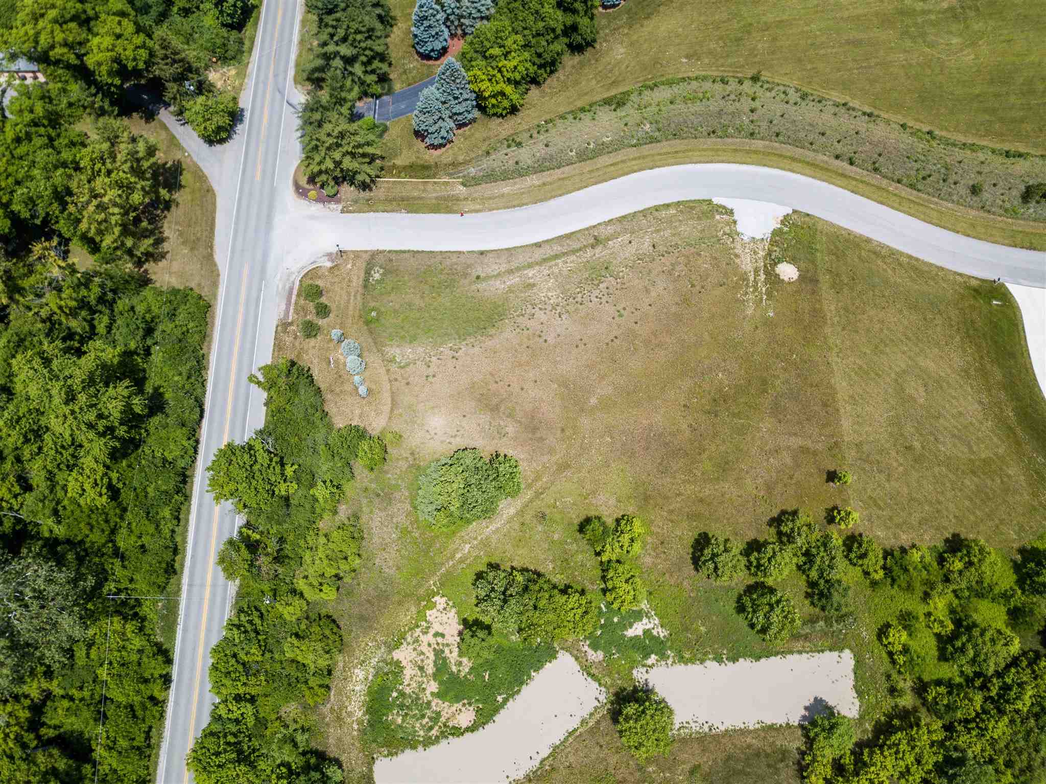 728 Canyon Cliffs Road Huntertown, IN 46748 - Photo 5 of 6