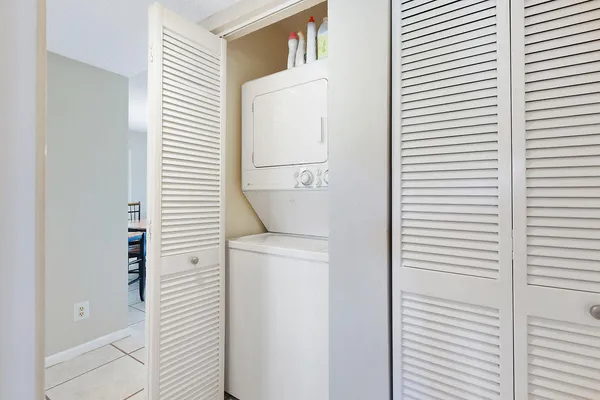 $2,800 | 275 Palm Avenue, Unit A201, Jupiter, FL 33477