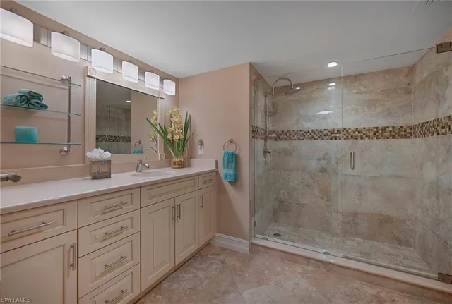 $595,000 | 112 Wilderness Drive, Unit 124, Naples, FL 34105