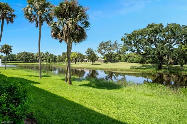 $595,000 | 112 Wilderness Drive, Unit 124, Naples, FL 34105