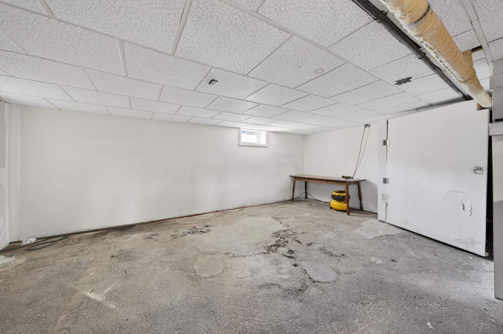 114 Lovell Street Worcester, MA 01603 - Photo 22 of 32 a view of a garage