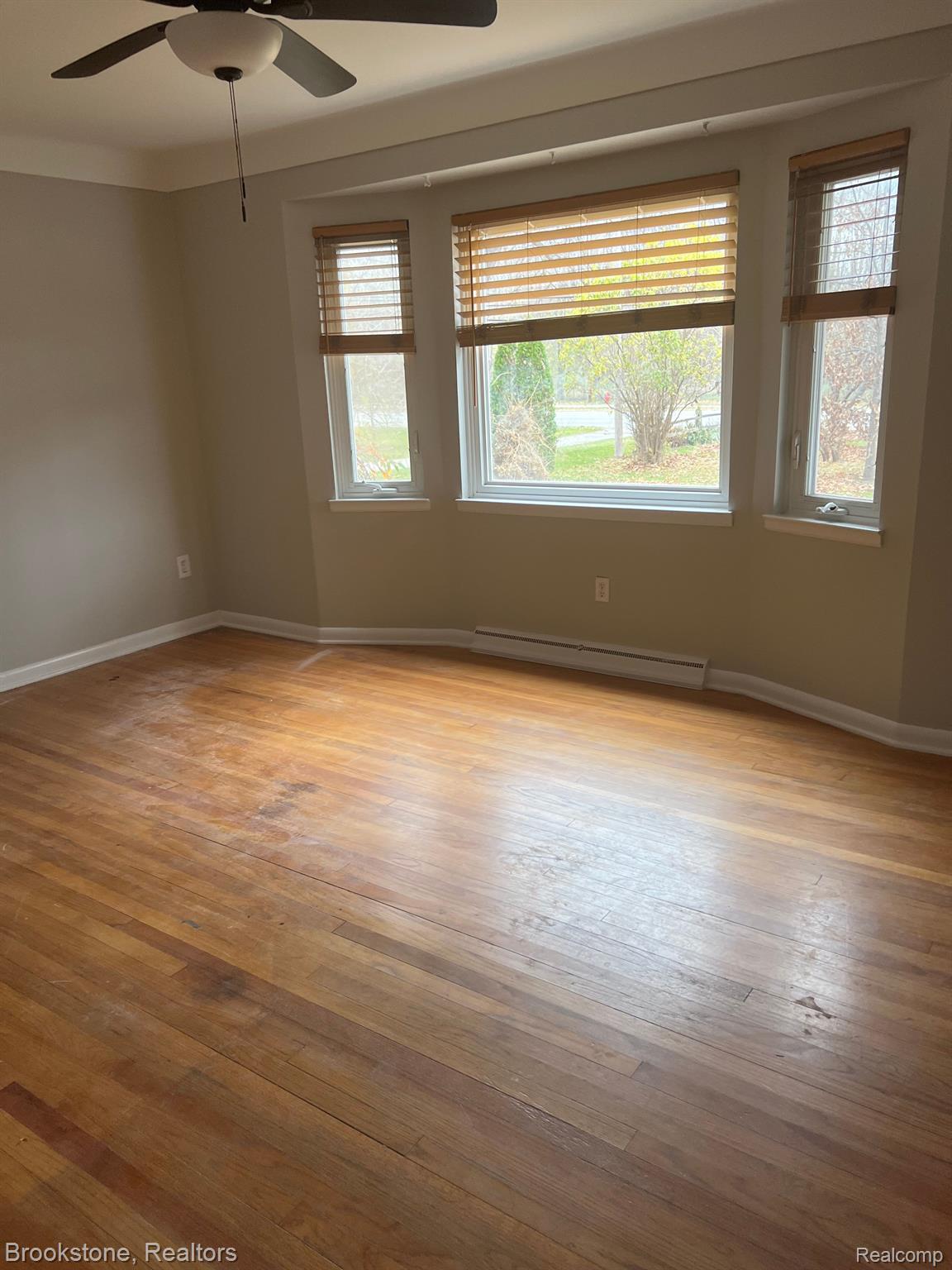 6461 Silver Lake Road Linden, MI 48451 - Photo 14 of 36