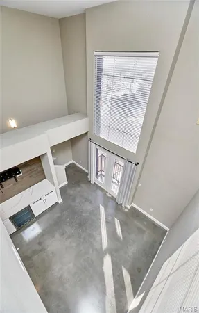 $2,500 | 200 South Kirkwood Road, Kirkwood, MO 63122