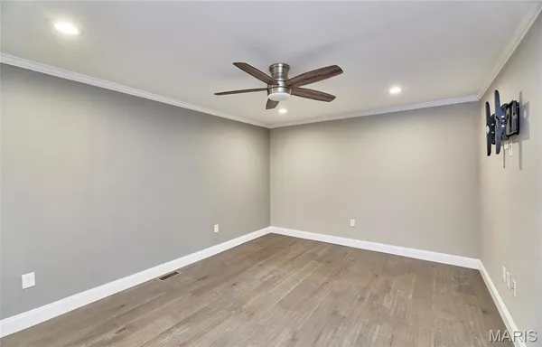 $2,500 | 200 South Kirkwood Road, Kirkwood, MO 63122